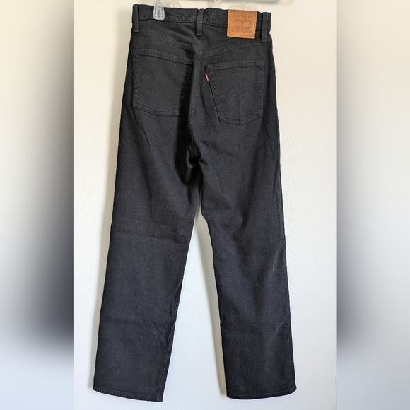 Levi's Ribcage Straight Ankle Jeans - Picture 5 of 7